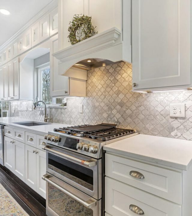 Kitchen-Cabinets-Neo-Kitchens-and-Bath6